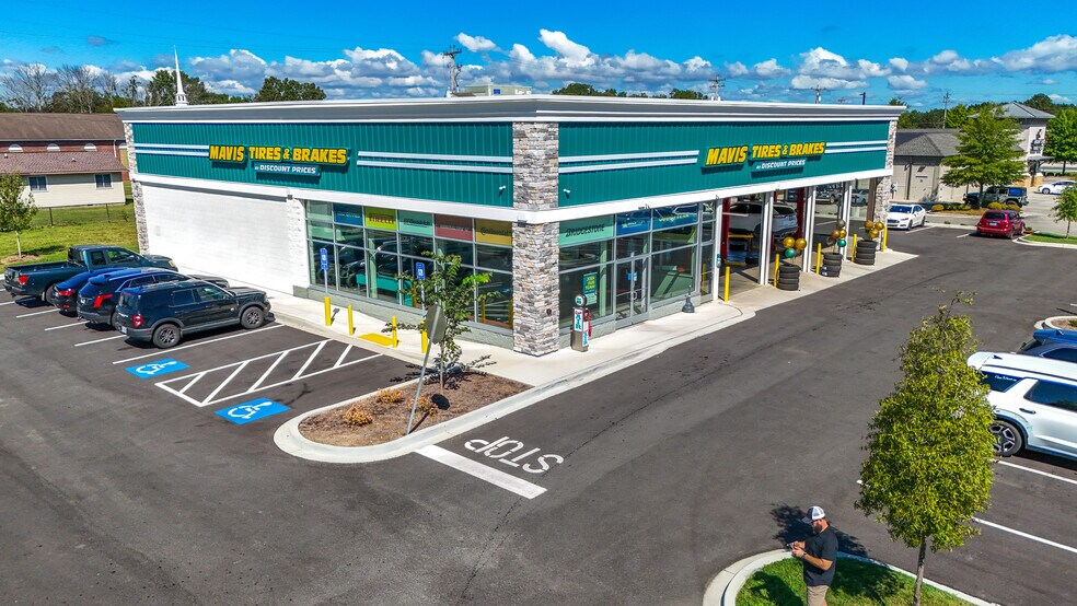 More Photos Of 70 Parkway Dr, Fort Oglethorpe Auto Repair For Sale