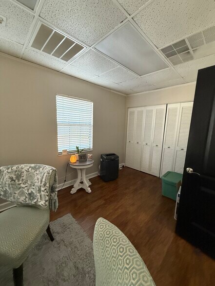 More Photos Of 4506 26th St W, Bradenton Office For Lease