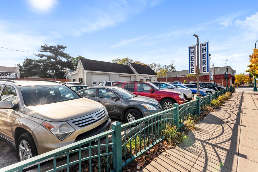More Photos Of 4201 E Lake St, Minneapolis Auto Dealership For Sale