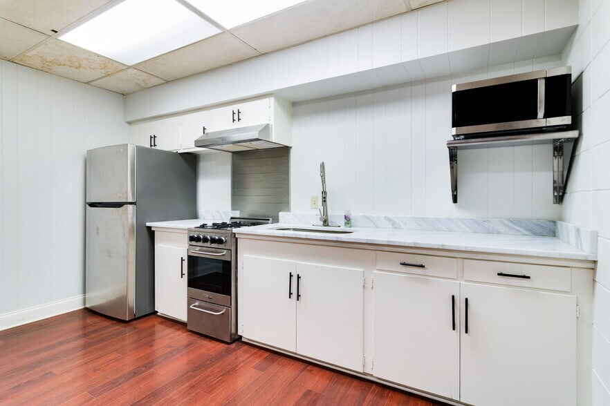 More Photos Of 223 S Main St, Opelousas Office For Sale