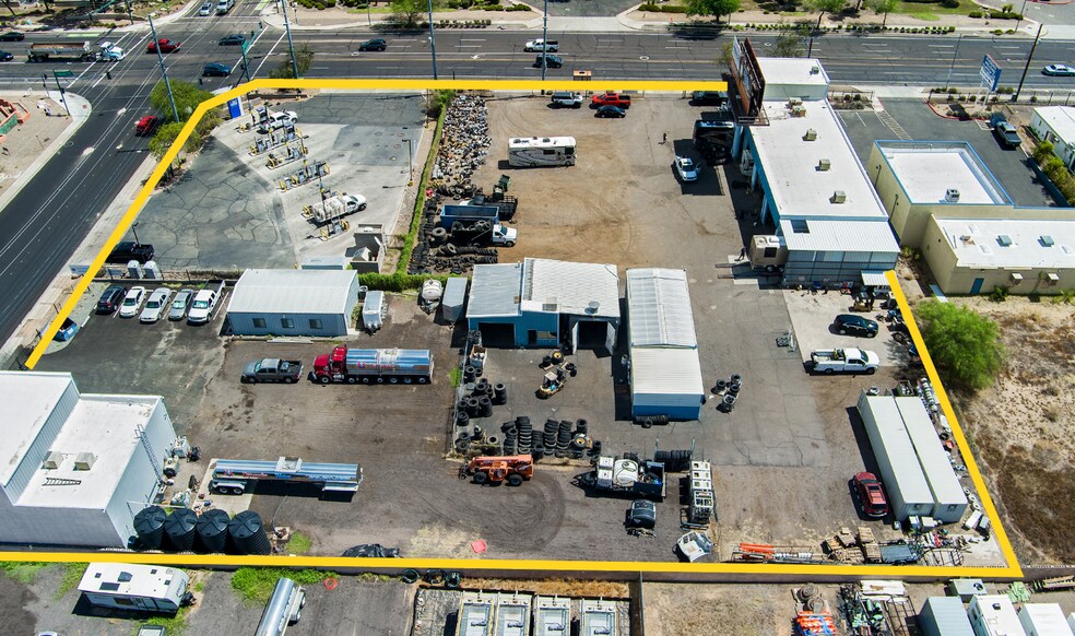 More Photos Of 1925 W Williams Dr, Phoenix Warehouse For Sale