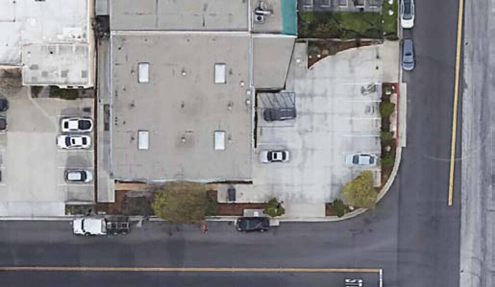 More Photos Of 13205 Lakeland Rd, Santa Fe Springs Manufacturing For Sale