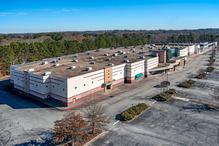More Photos Of 2840 E West Connector, Austell Movie Theatre For Sale