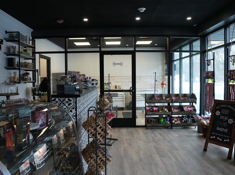 More Photos Of 3600 Post Rd, Warwick Coworking Space