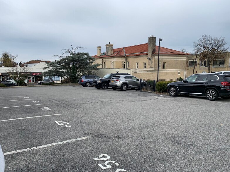 More Photos Of 2 S Broadway, Tarrytown Restaurant For Sale