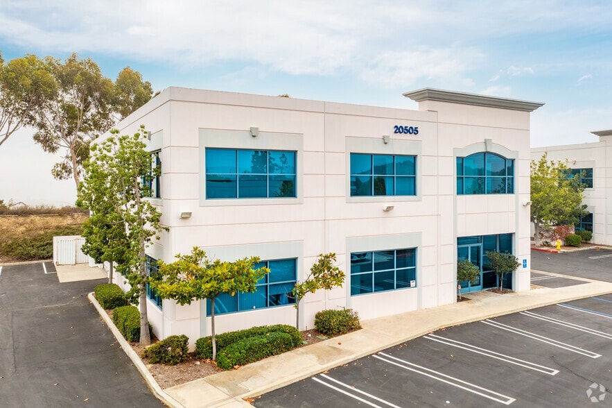 More Photos Of 20505 Crescent Bay Dr, Lake Forest Research And Development For Lease