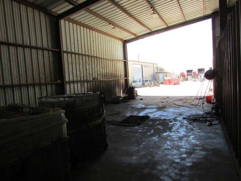 More Photos Of 3938 S County Road 1290, Odessa Warehouse For Lease