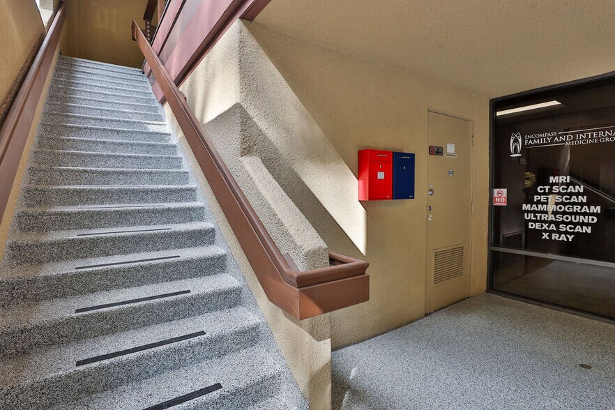 More Photos Of 7051 Alvarado Rd, La Mesa Medical For Sale