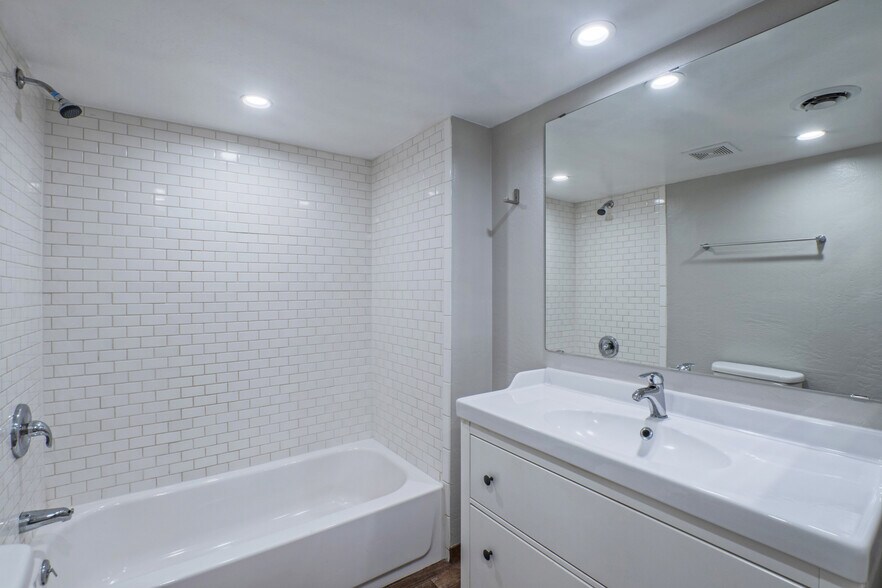 More Photos Of 3611 N 5th Ave, Phoenix Apartments For Sale