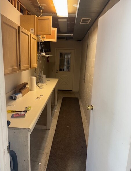 More Photos Of 708 1st Ave, Rock Falls General Retail For Lease