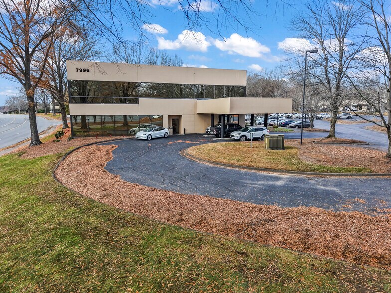 More Photos Of 7996 North Point Blvd, Winston-Salem Office For Lease