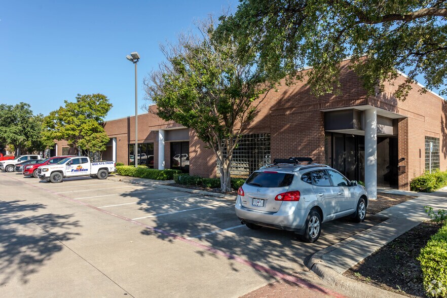 More Photos Of 2155 Chenault Dr, Carrollton Unknown For Lease