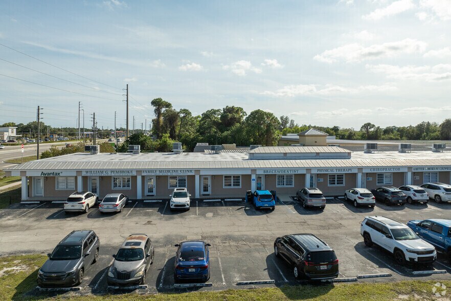 More Photos Of 8479-8521 S US Highway 1, Port Saint Lucie Office Residential For Lease