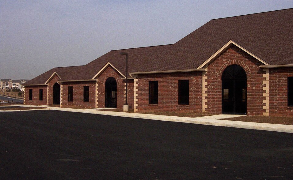 Primary Photo Of 6451 Village Ln, Macungie Office For Lease