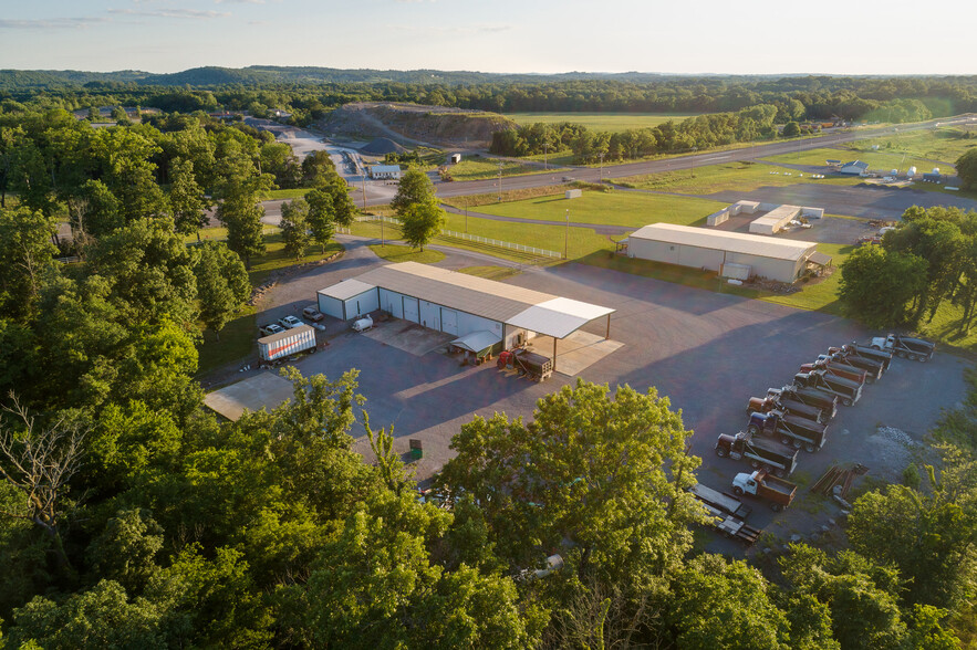 Primary Photo Of 2533 Highway 41A S, Shelbyville Showroom For Sale