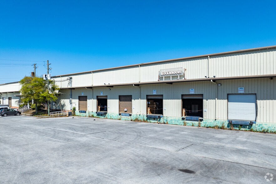 More Photos Of 8760 Ely Rd, Pensacola Warehouse For Lease