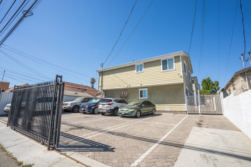 More Photos Of 3672 Percy St, Los Angeles Apartments For Sale