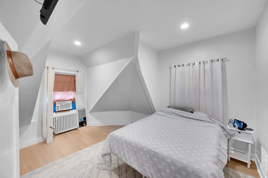 More Photos Of 402 2nd Ave, Long Branch Apartments For Sale