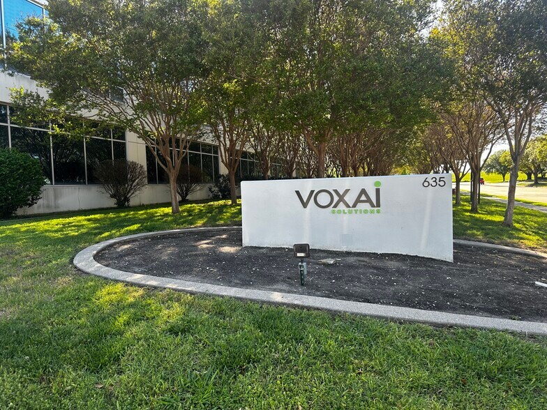 More Photos Of 635 Fritz Dr, Coppell Office For Lease