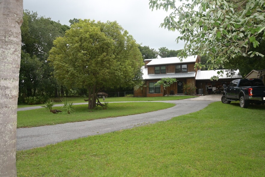 More Photos Of 2101 S Goldenrod Rd, Orlando Storefront For Sale