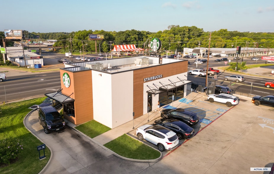 Primary Photo Of 707 W Marshall Ave, Longview Fast Food For Sale
