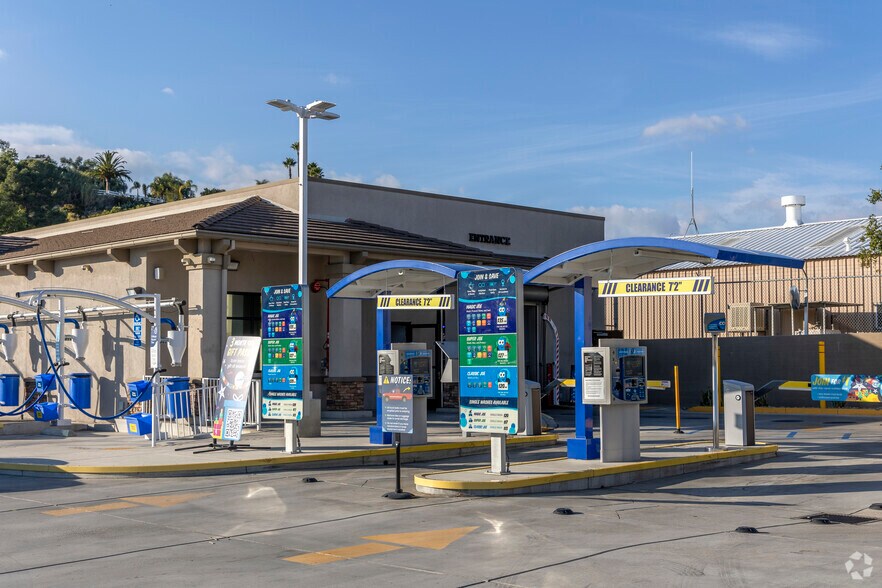 More Photos Of 936 E Mission Rd, Fallbrook Freestanding For Lease