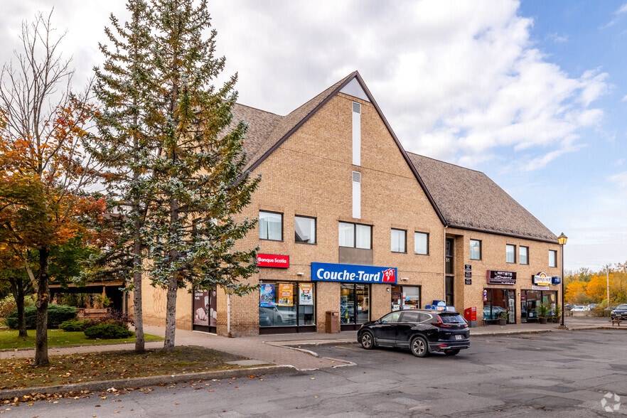 Primary Photo Of 7161 Boul Cousineau, Saint-hubert Storefront Retail Office For Lease