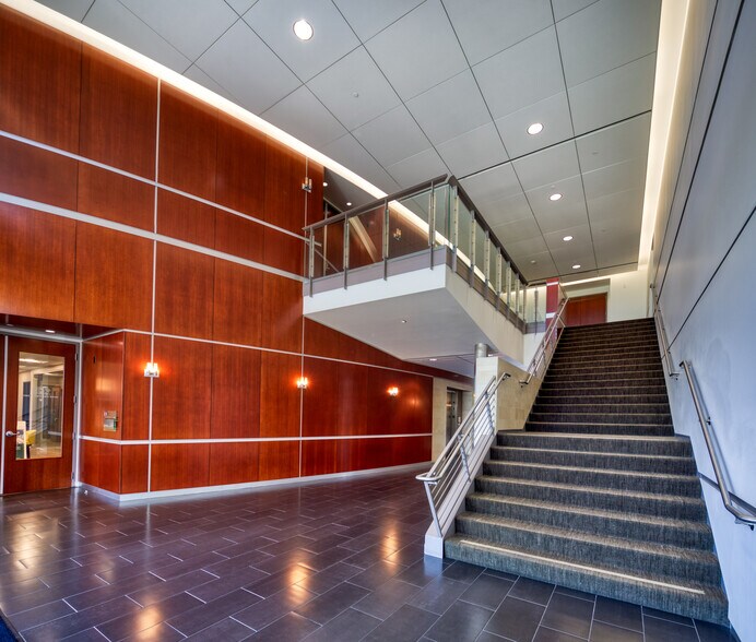 More Photos Of 1375 Exposition Blvd, Sacramento Office For Lease