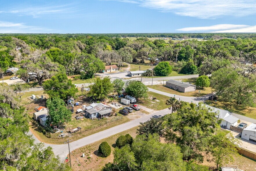 More Photos Of 800 S US 301, Sumterville Restaurant For Sale