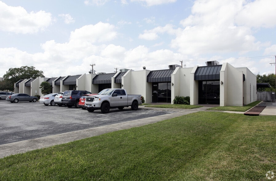 More Photos Of 8823 Tradeway St, San Antonio Office For Lease