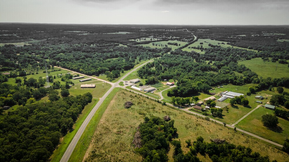 More Photos Of 7015 Highway 82, Tahlequah Convenience Store For Sale