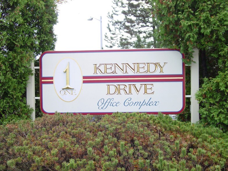 More Photos Of 1 Kennedy Dr, South Burlington Office For Lease