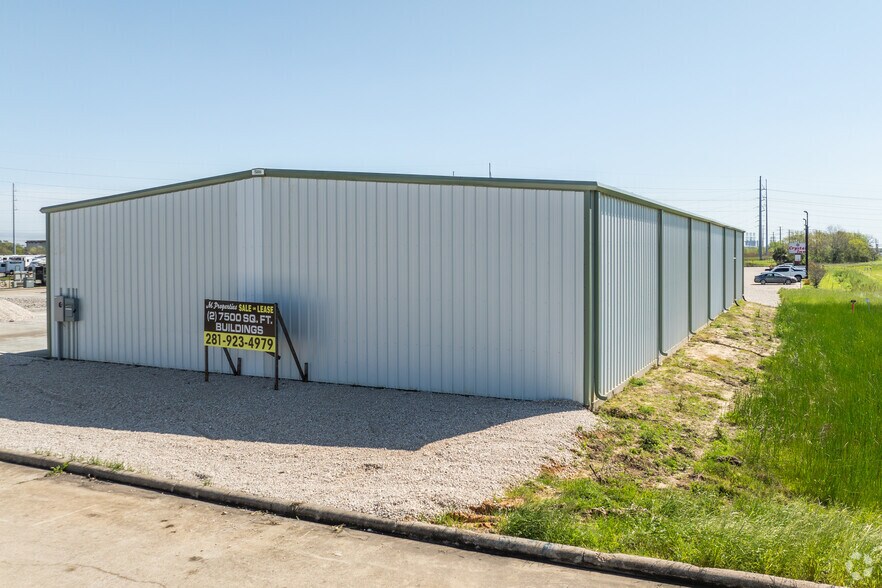 More Photos Of 2023 H O Mills hwy, Port Arthur Warehouse For Lease