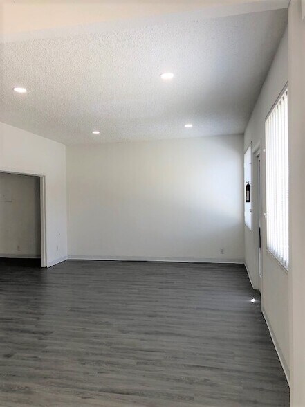 More Photos Of 6106-6112 Rita Ave, Huntington Park Storefront Retail Office For Lease