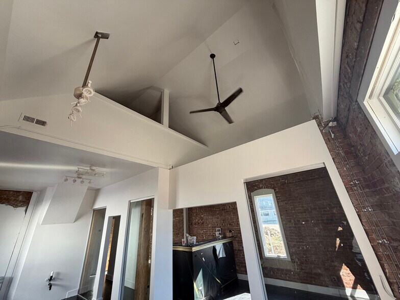 More Photos Of 466 Santa Fe Dr, Denver Office Residential For Sale