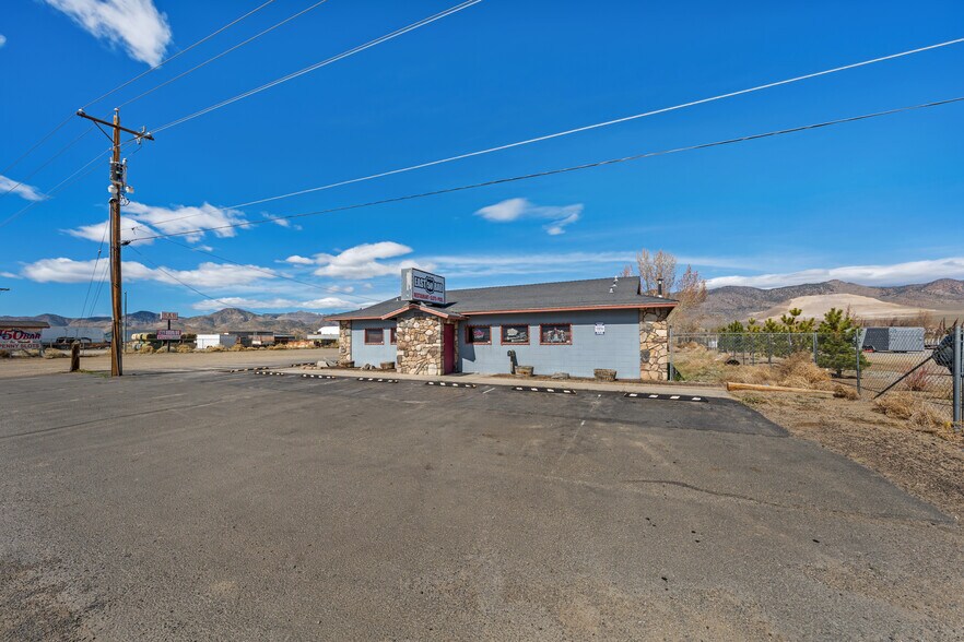 More Photos Of 6008 Frontage rd, Dayton General Retail For Sale