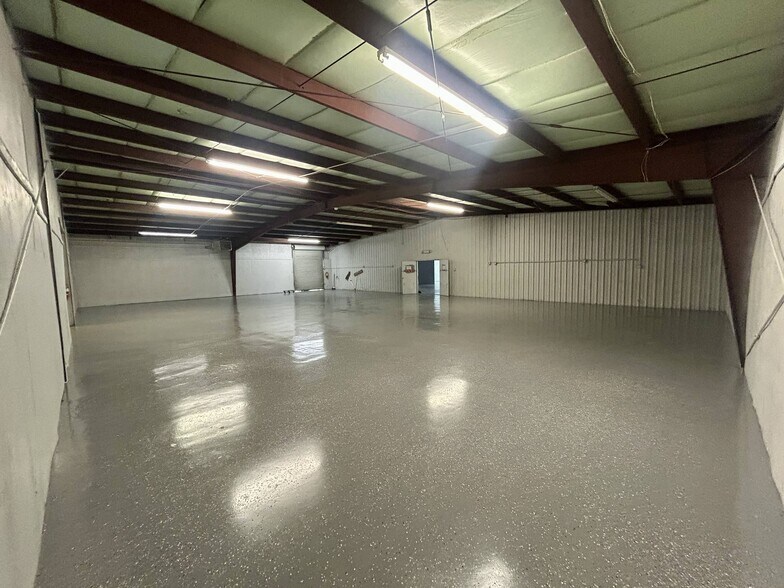 More Photos Of 164 Robert Smalls Pky, Beaufort Flex For Lease