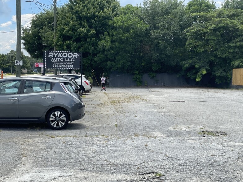 More Photos Of 3901 Stone Mountain Hwy, Snellville Auto Repair For Sale