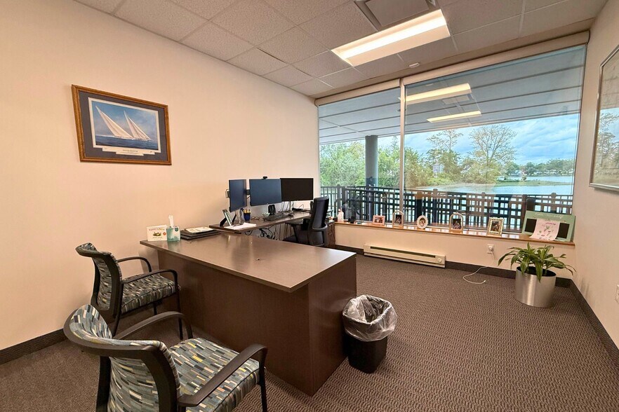 More Photos Of 1 Post Rd, Fairfield Office For Lease