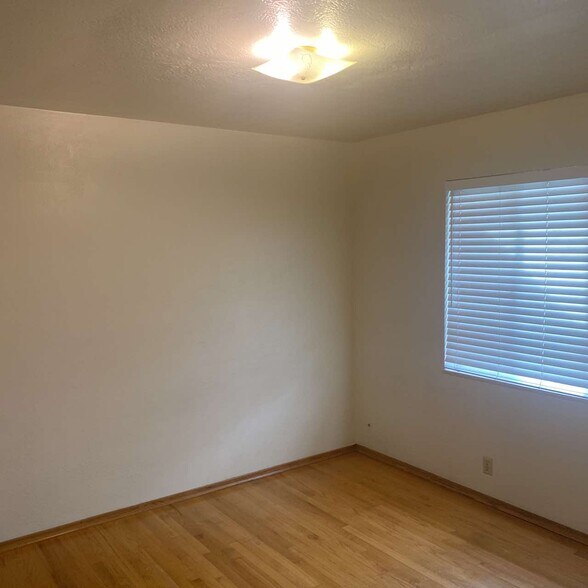 More Photos Of 1913-1919 W Mendocino Ave, Stockton Apartments For Sale