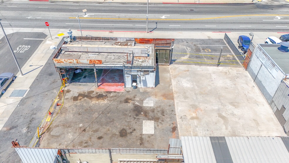 More Photos Of 3500 Gage Ave, Bell Auto Dealership For Sale
