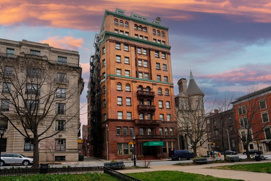 Primary Photo Of 716 Washington Pl, Baltimore Apartments For Sale