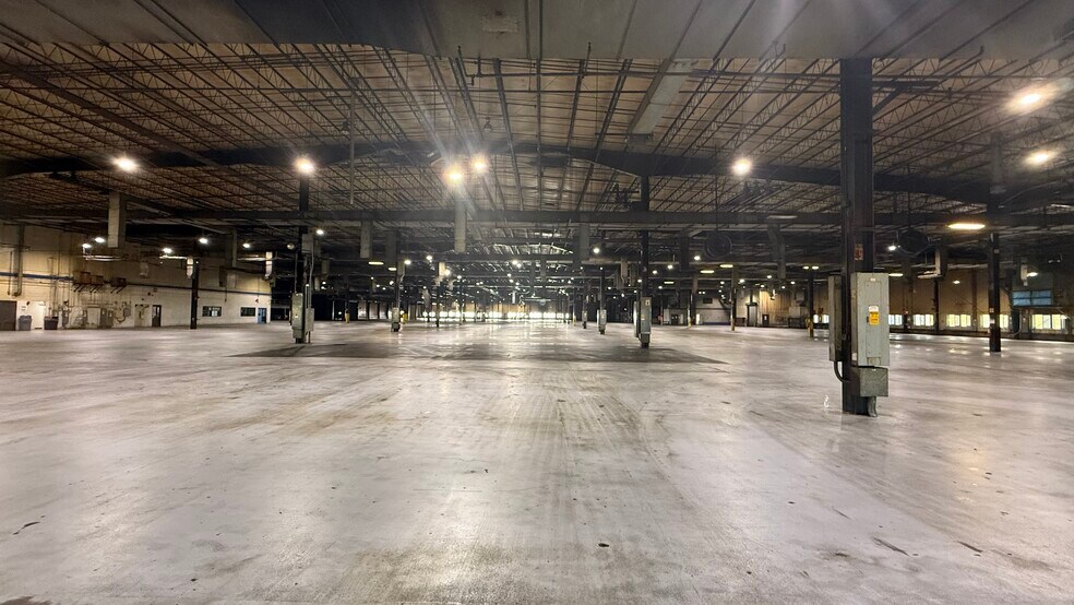 More Photos Of 128 River Bend Dr, Sevierville Manufacturing For Lease