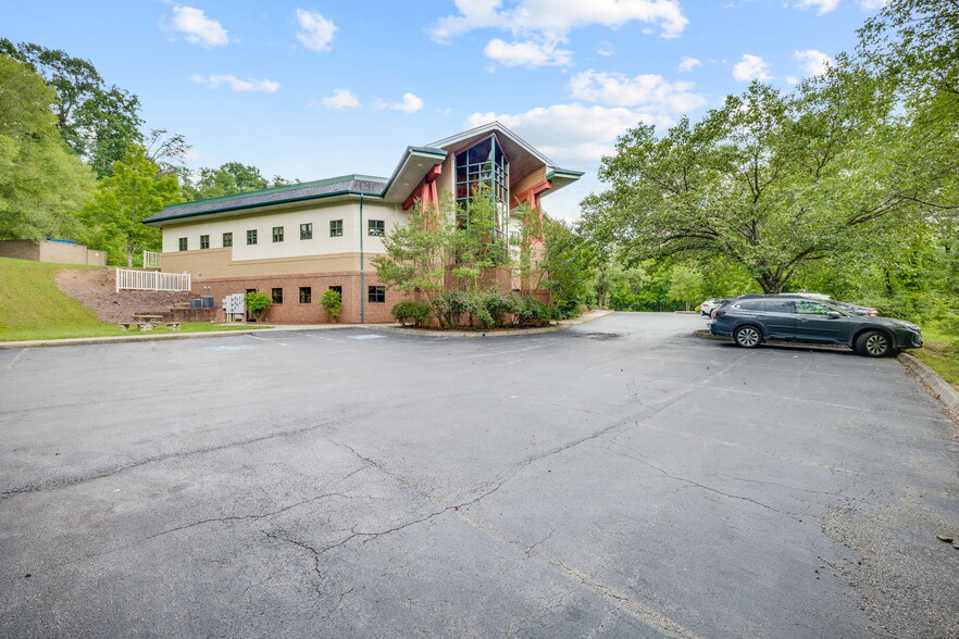Primary Photo Of 2025 Meadowview Pky, Kingsport Medical For Lease