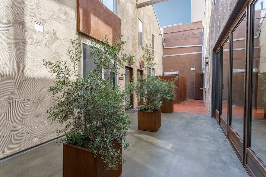 More Photos Of 731 9th Ave, San Diego Loft Creative Space For Sale