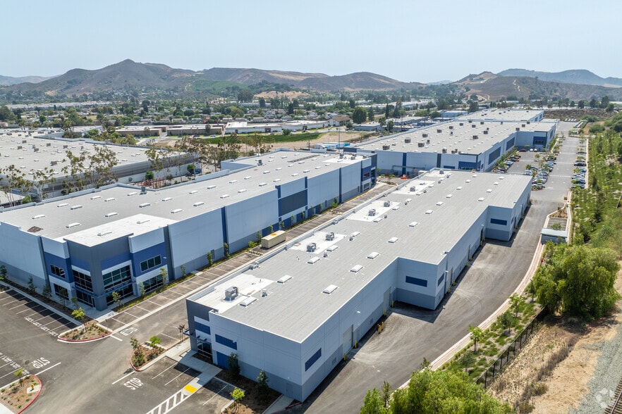 More Photos Of 2408 Hook Dr, Simi Valley Warehouse For Sale