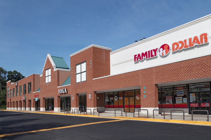 More Photos Of 5010-5098 Brown Station Rd, Upper Marlboro Storefront For Lease