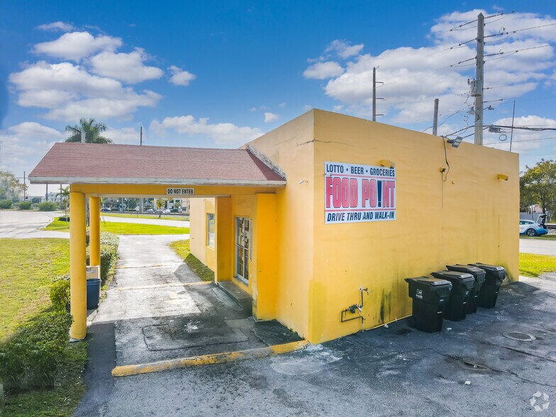 More Photos Of 900 Old Federal Hwy, Hallandale Convenience Store For Lease