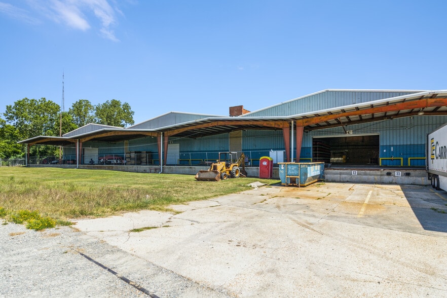 More Photos Of 2391 Levy St, Shreveport Warehouse For Lease