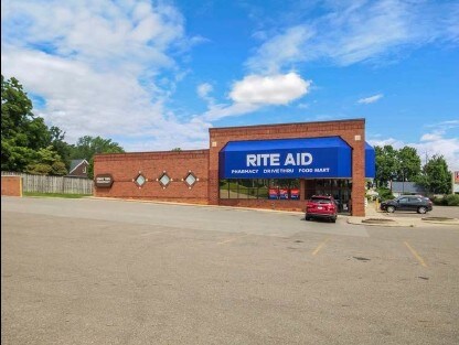 More Photos Of 4914 Youngstown Poland Rd, Youngstown Drugstore For Lease